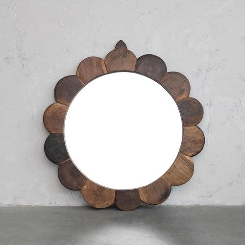 35-Inch Round Scalloped Natural Wall Mirror with Vintage Reclaimed - Minkowski Home